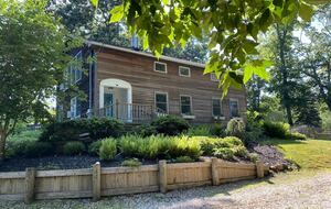 Salt & Sea House | Near wineries, farms, & beaches - Southold, New York