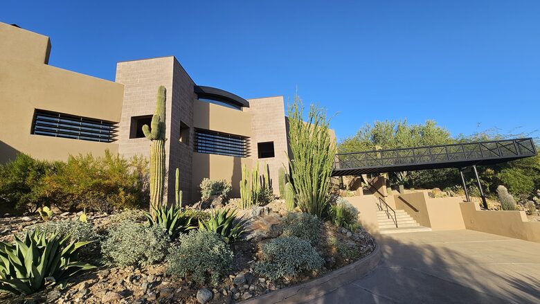 Award Winning Hillside Retreat - Paradise Valley, Arizona