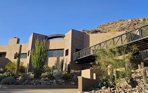 Award Winning Hillside Retreat with Stunning Valley Views - Paradise Valley, Arizona
