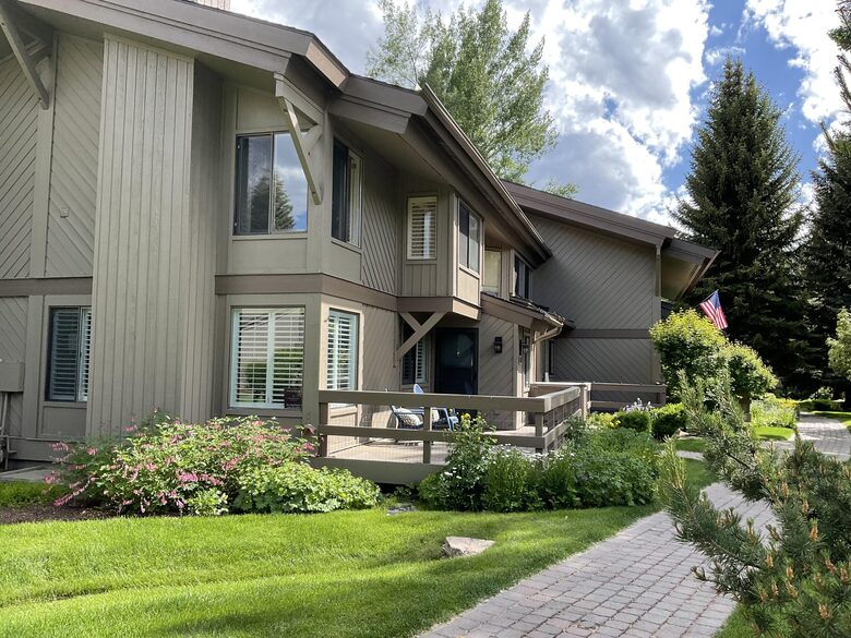 Sun Valley - Ten Minute Stroll To Village Square Shops & Restaurants - Sun Valley, Idaho