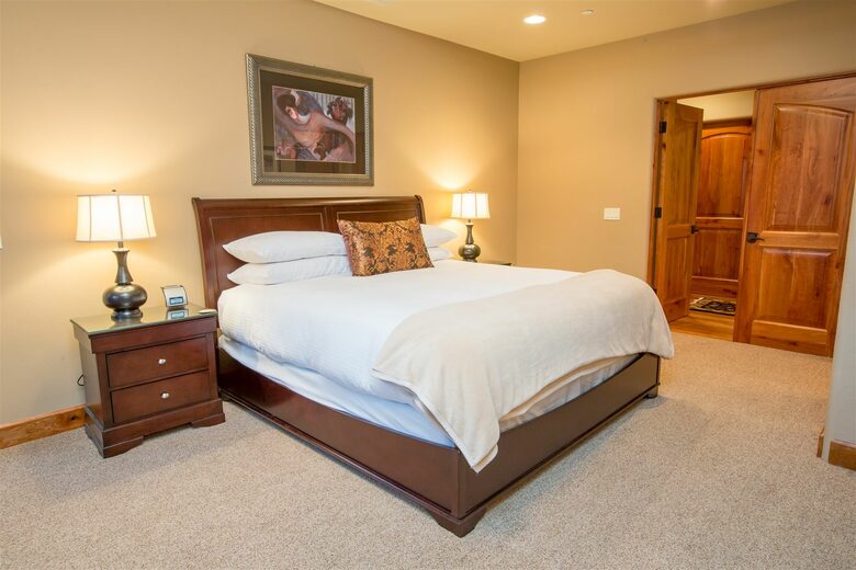 Columbia Cliff Villas - Penthouse Suite - Hood River, Oregon