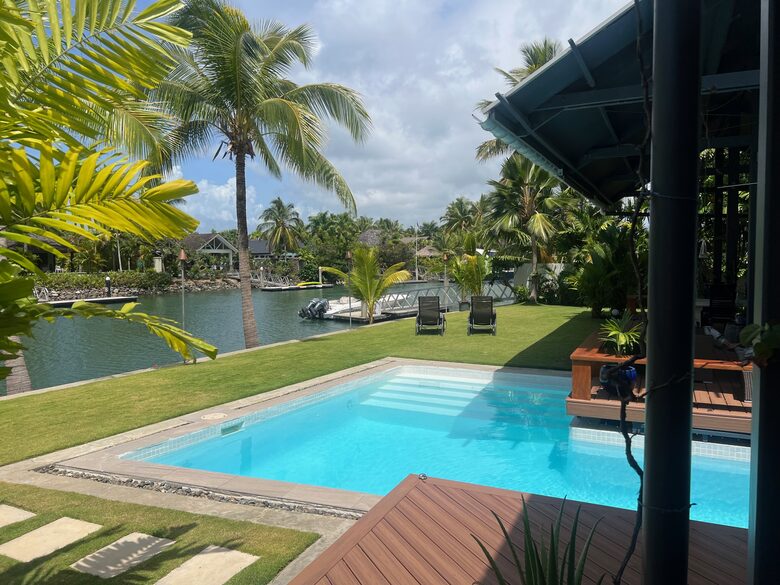 The Cove - Port Denerau, Fiji