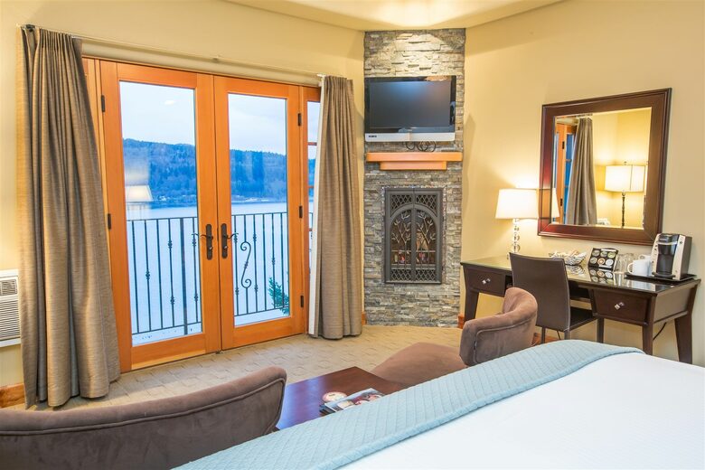 Columbia Cliff Villas - Penthouse Suite - Hood River, Oregon