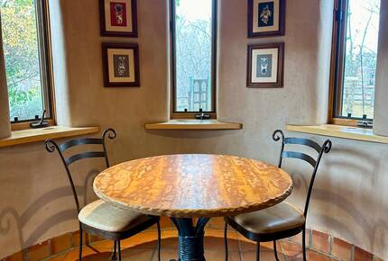 Buena Vista Adobe Hideaway | 20 minutes to Taos Ski Valley - El Prado, New Mexico