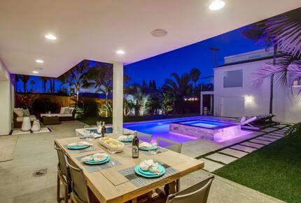 Ocean Views on Sunset Cliffs - San Diego, California