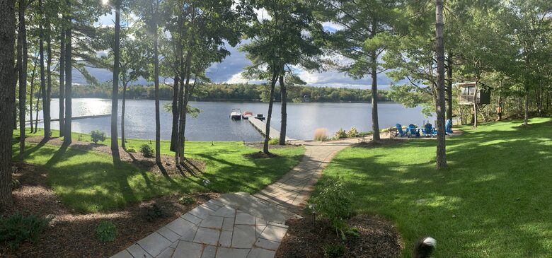 Lakehouse Retreat - Wellington, Halifax, Canada