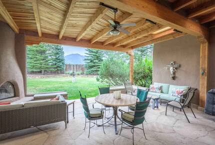 Buena Vista Adobe Hideaway | 20 minutes to Taos Ski Valley - El Prado, New Mexico