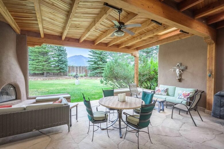 Buena Vista Adobe Hideaway | 20 minutes to Taos Ski Valley - El Prado, New Mexico