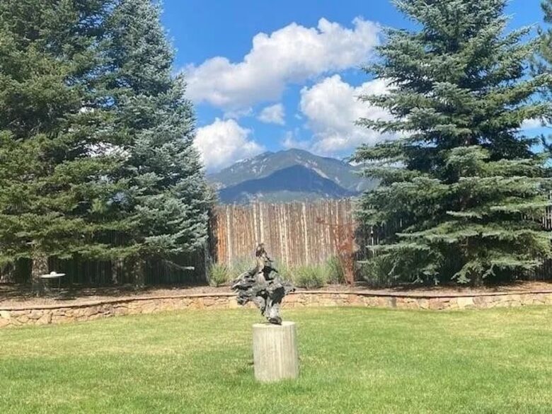 Buena Vista Adobe Hideaway | 20 minutes to Taos Ski Valley - El Prado, New Mexico