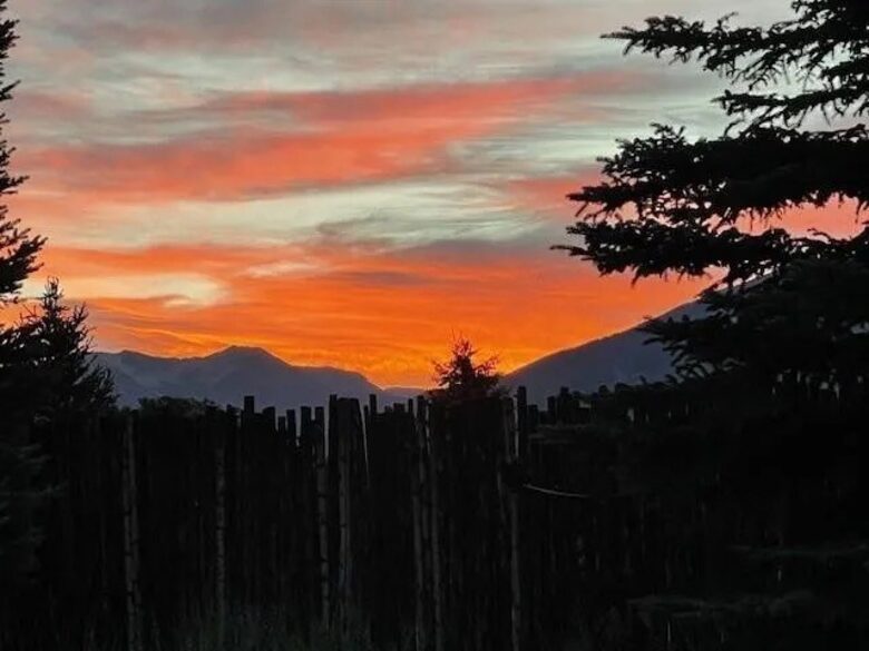 Buena Vista Adobe Hideaway | 20 minutes to Taos Ski Valley - El Prado, New Mexico