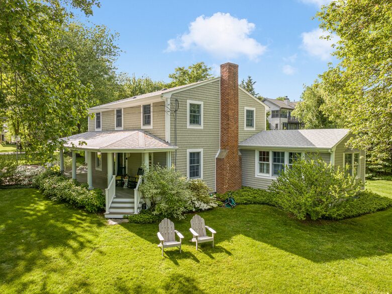 Charming Jamestown Home (across the bay from Newport) - Jamestown, Rhode Island