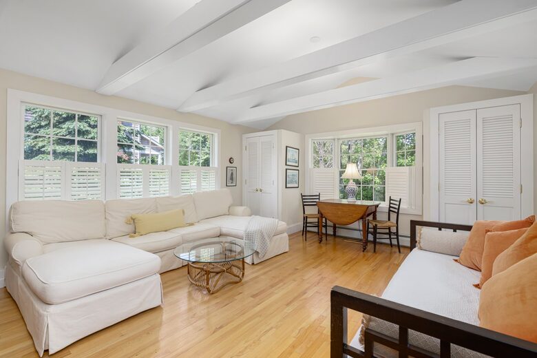 Charming Jamestown Home (across the bay from Newport) - Jamestown, Rhode Island