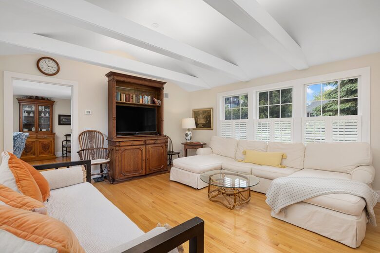Charming Jamestown Home (across the bay from Newport) - Jamestown, Rhode Island
