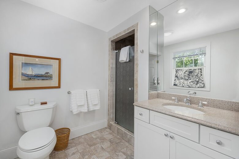 Charming Jamestown Home (across the bay from Newport) - Jamestown, Rhode Island