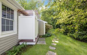 Charming Jamestown Home (across the bay from Newport) - Jamestown, Rhode Island