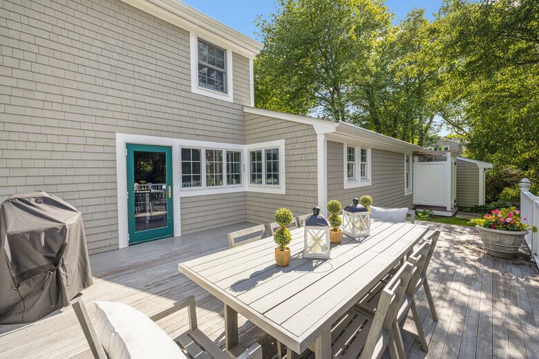 Charming Jamestown Home (across the bay from Newport) - Jamestown, Rhode Island