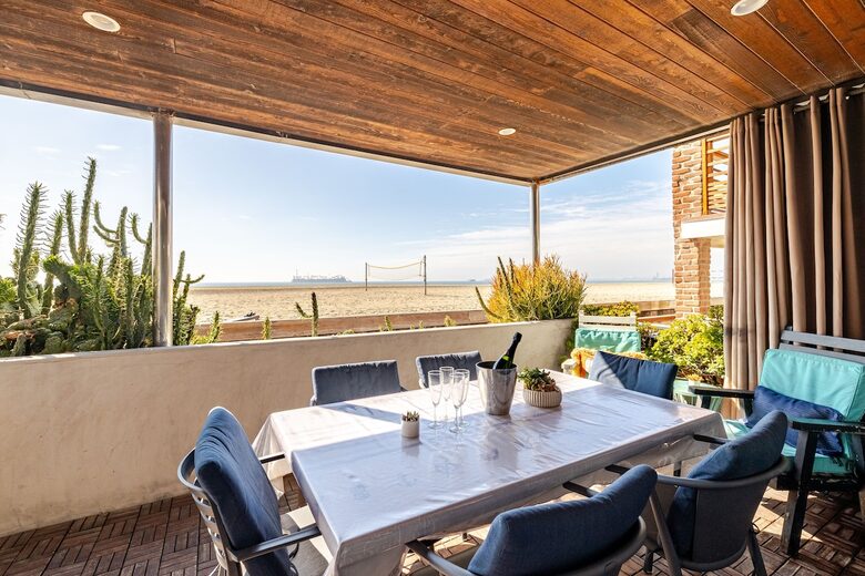 Oceanfront Oasis - Long Beach, California
