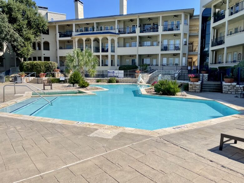 Villa on Lake Travis - Lago Vista, Texas