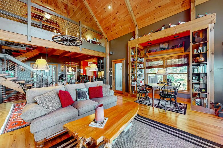 Second Wind NC Cabin - Clyde, North Carolina