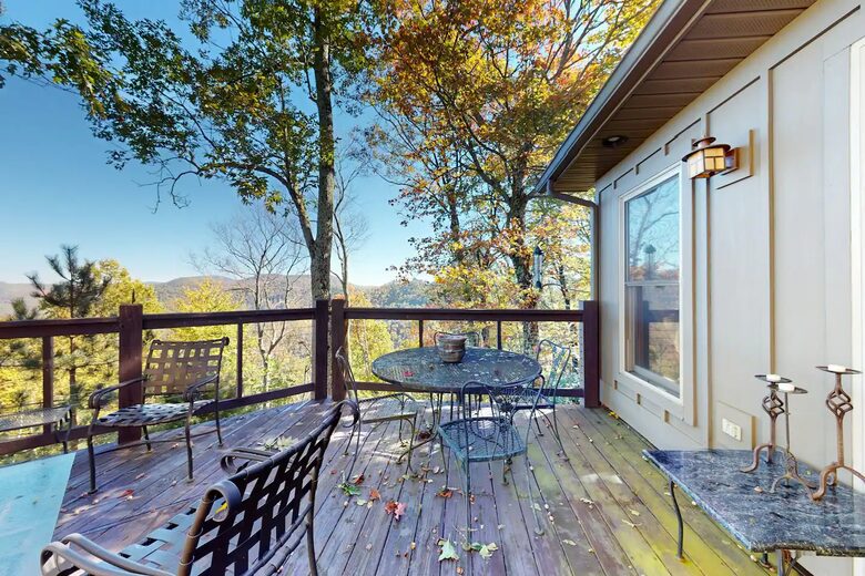 Second Wind NC Cabin - Clyde, North Carolina