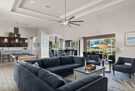 Congo Breeze: Resort-Style Waterfront Retreat with Pool - Cape Coral, Florida