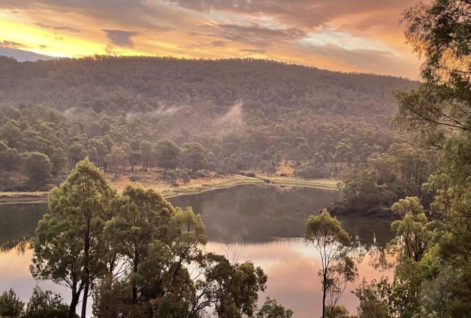Lakeside Living - Blackstone Heights, Australia