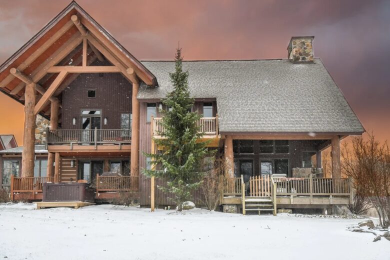Lake and Ski Retreat with Scenic Mountain Views - McHenry, Maryland