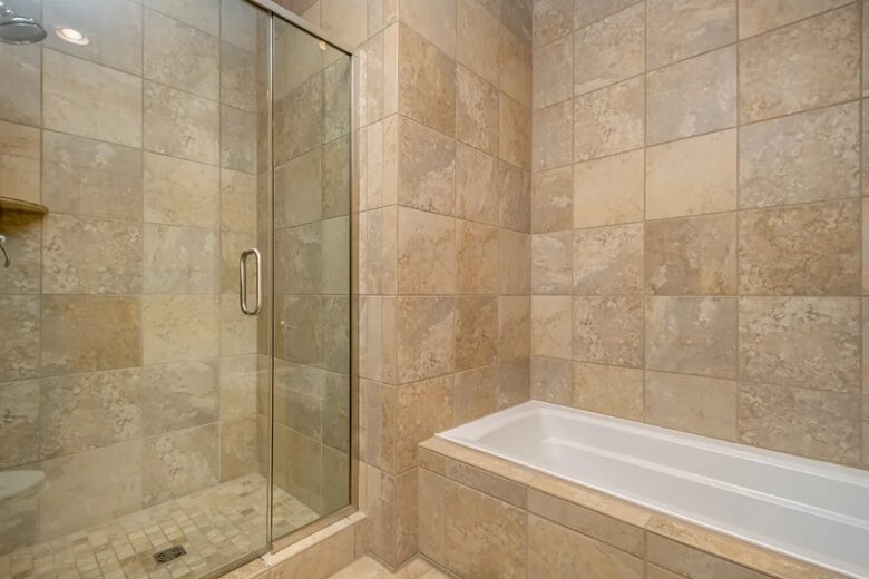 Lake and Ski Retreat with Scenic Mountain Views - McHenry, Maryland