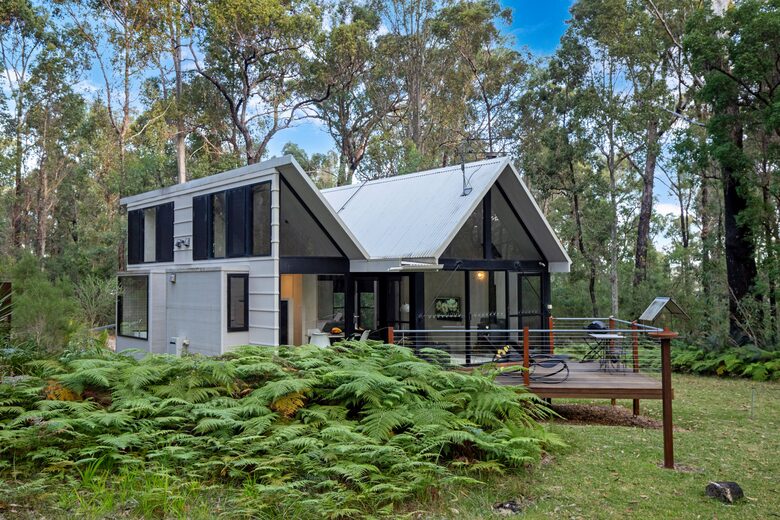 The Bower - Ultimate Spa Bower - Broulee, Australia