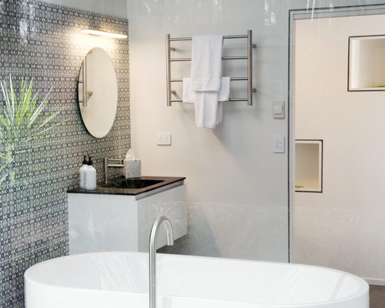 The Bower - Ultimate Spa Bower - Broulee, Australia