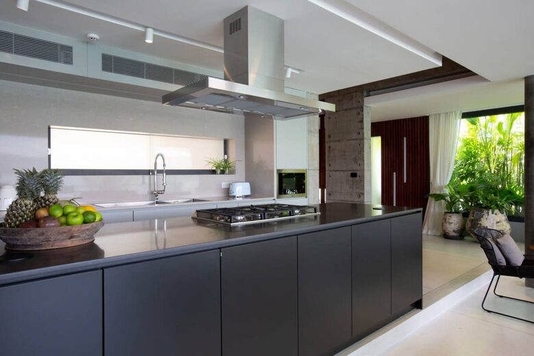 Muscat 3-Bedroom Villa with Beach Access - Koh Samui, Thailand