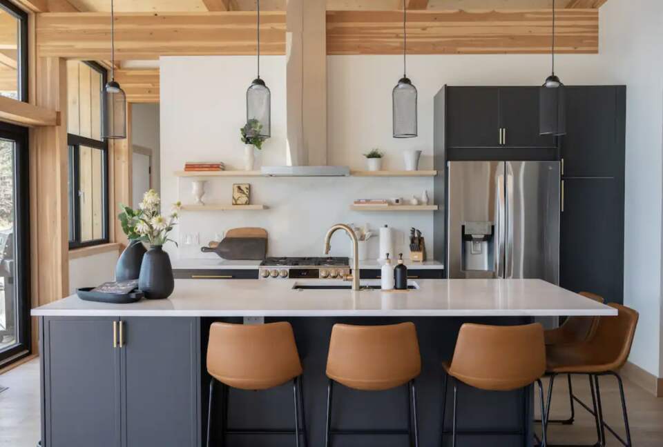 The Holiday House Invermere - Invermere, Canada