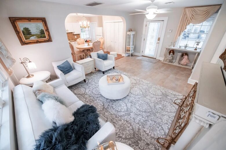 Luxurious 16 Overnight Guests and Micro-wedding Venue - Brooksville, Florida