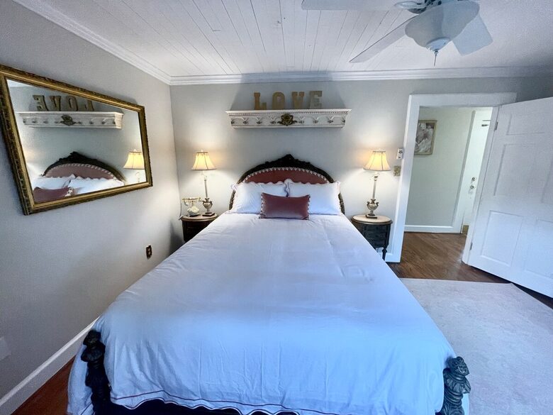 Luxurious 16 Overnight Guests and Micro-wedding Venue - Brooksville, Florida