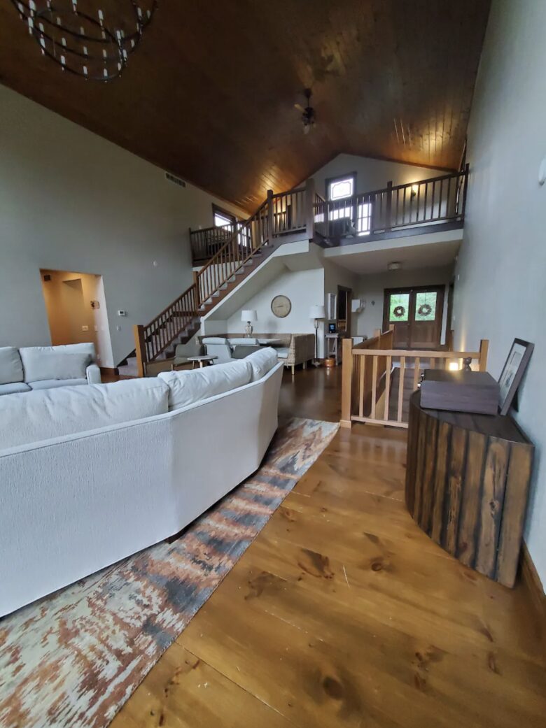 Private Michigan Wooded Getaway - Mears, Michigan