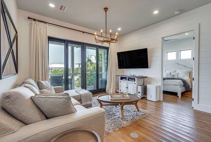 Beachfront WindMark Cottage with Deck - Port Saint Joe, Florida