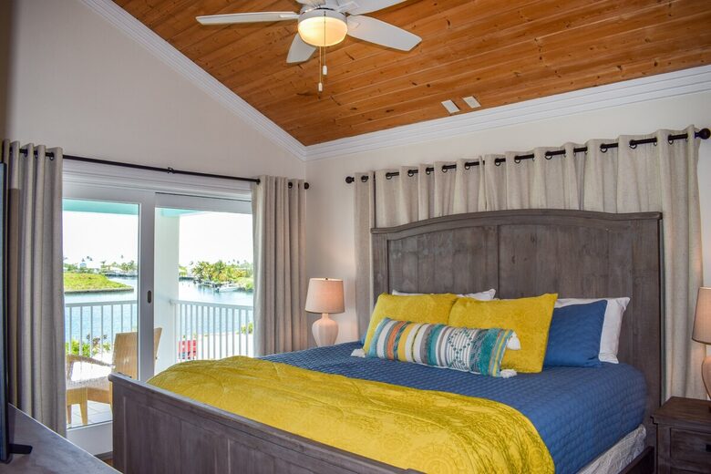 Waterfront Retreat in Treasure Cay with Pool & Boat Slip - Treasure Cay, Bahamas