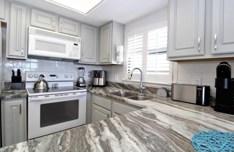 Beachfront Lei Lani 3-Bedroom Gulf Front - Orange Beach, Alabama