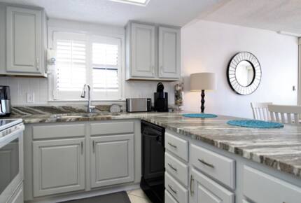 Beachfront Lei Lani 3-Bedroom Gulf Front - Orange Beach, Alabama