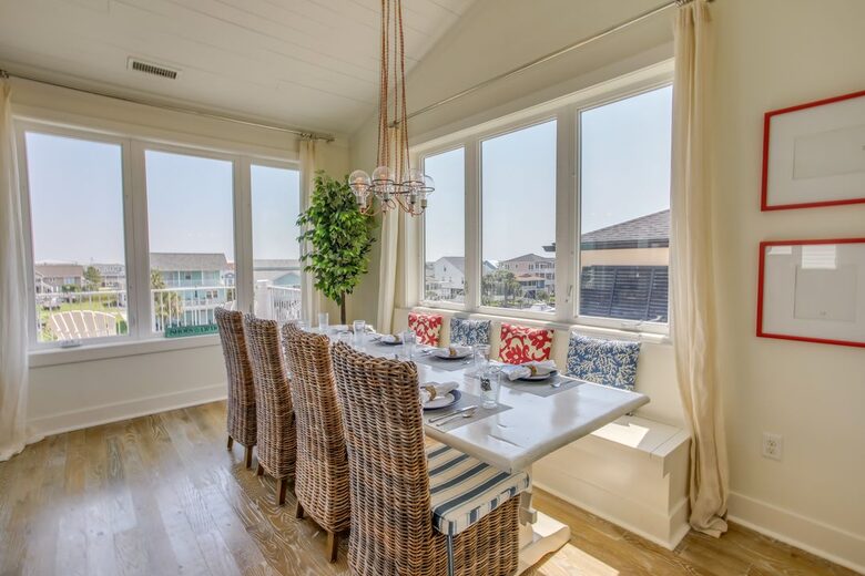 Island Joy: Spacious Waterfront Retreat at Holden Beach - Holden Beach, North Carolina