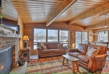 Very Comfortable and Cozy Living Room