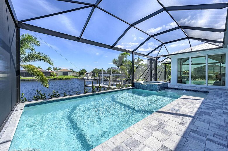 Mystique - Cape Coral, Florida