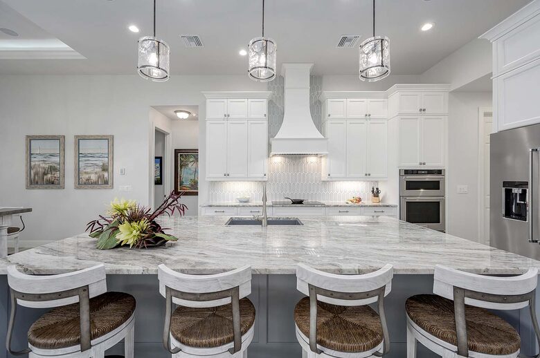 Mystique - Cape Coral, Florida
