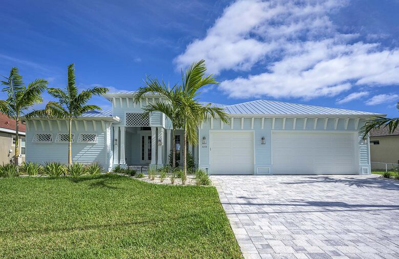 Mystique - Cape Coral, Florida