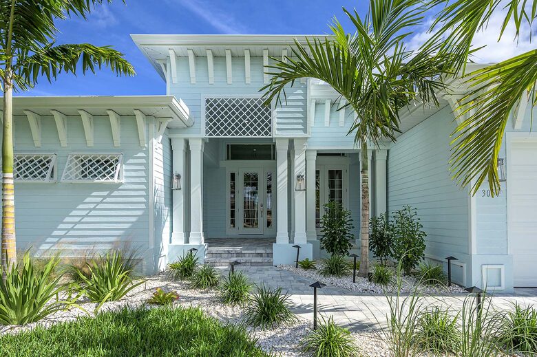 Mystique - Cape Coral, Florida