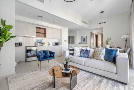Luxurious living in Dubai Creek - Dubai, United Arab Emirates