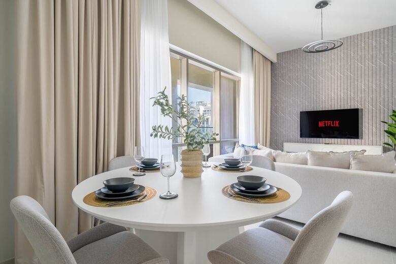 Luxurious living in Dubai Creek - Dubai, United Arab Emirates