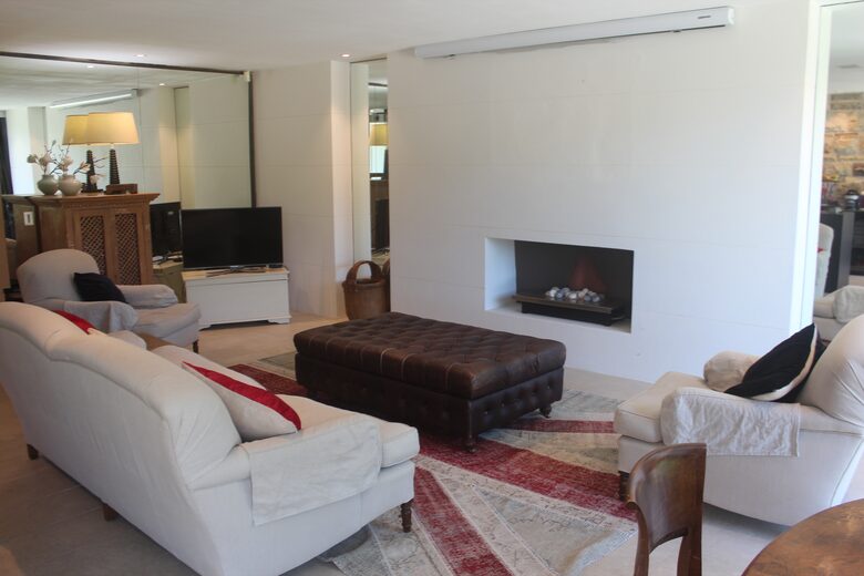 Sydney Views Apartment - Sydney, Australia
