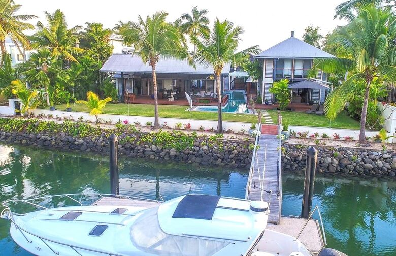 The Cove - Port Denerau, Fiji