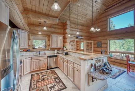Colorado Log Cabin Getaway - Buena Vista, Colorado